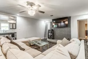 610 Pleasant Grove Rd, Elgin, TX 78621 - Photo 7