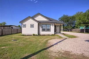 956 S Hwy 304 Hwy, Bastrop, TX 78602 - Photo 3