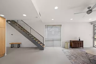 1305 Chestnut Ave, Austin, TX 78702 - Photo 11
