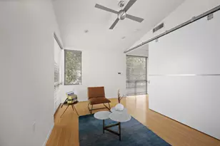 1305 Chestnut Ave, Austin, TX 78702 - Photo 25