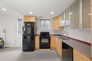 1305 Chestnut Ave, Austin, TX 78702 - Photo 7