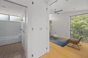 1305 Chestnut Ave, Austin, TX 78702 - Photo 23