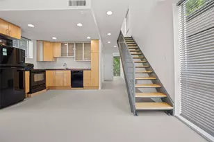 1305 Chestnut Ave, Austin, TX 78702 - Photo 19