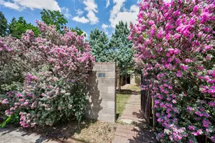 1305 Chestnut Ave, Austin, TX 78702 - Photo 1