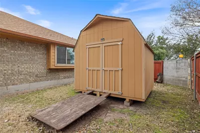 19500 Cheyenne Valley Drive, Round Rock, TX 78664 - Photo 29