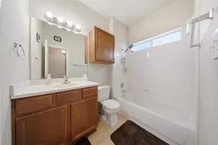 109 Morningside Cir, Hutto, TX 78634 - Photo 9