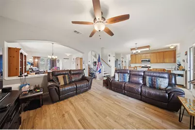 109 Morningside Circle, Hutto, TX 78634 - Photo 7