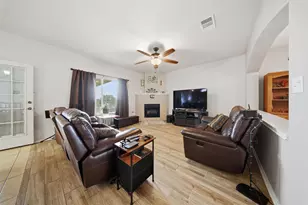 109 Morningside Cir, Hutto, TX 78634 - Photo 5