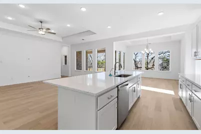 549 Wood Thrush Run, Kyle, TX 78640 - Photo 15