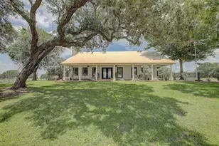 4214 Old College Rd, La Grange, TX 78945 - Photo 1