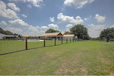 4214 Old College Road, La Grange, TX 78945 - Photo 9