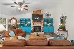 208 Daybreak Cove, Buda, TX 78610 - Photo 9