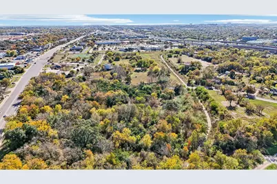 131 W Nash Street, Round Rock, TX 78664 - Photo 5