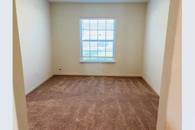 1017 Riverdale Cove, Jarrell, TX 76537 - Photo 11