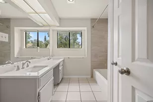 8905 Bridgewood Trail, Austin, TX 78729 - Photo 19