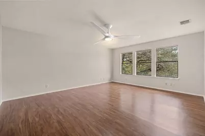 8905 Bridgewood Trail, Austin, TX 78729 - Photo 23