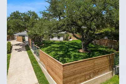 5706 Highland Hills Circle, Austin, TX 78731 - Photo 7