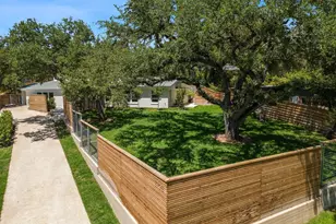 5706 Highland Hills Cir, Austin, TX 78731 - Photo 7