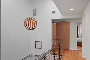 909 W Johanna St, Austin, TX 78704 - Photo 15