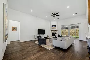 120 Delfino Pl, Horseshoe Bay, TX 78657 - Photo 9