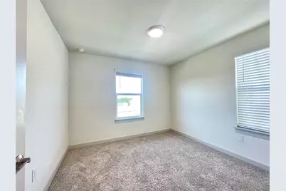 1917 Daleside Lane, Austin, TX 78754 - Photo 19
