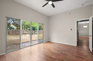 12600 Deer Falls Dr, Austin, TX 78729 - Photo 9