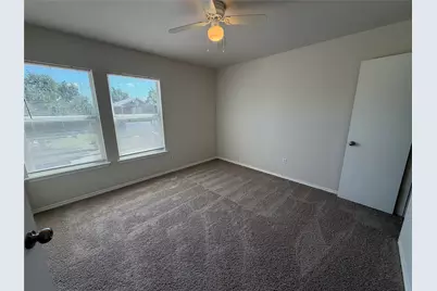 305 Edgewood Cove, Leander, TX 78641 - Photo 11
