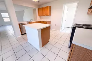 305 Edgewood Cove, Leander, TX 78641 - Photo 7