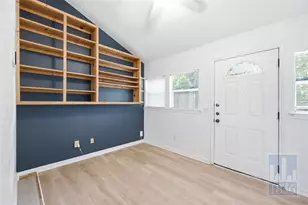 1201 W 40th St, Austin, TX 78756 - Photo 7