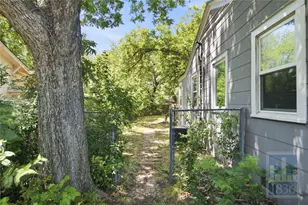 1201 W 40th St, Austin, TX 78756 - Photo 5