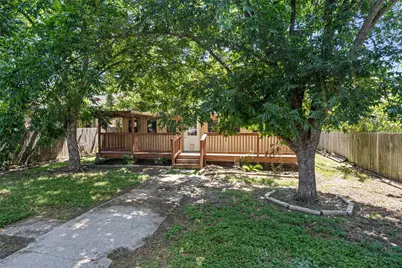 2307 Davis Street, Taylor, TX 76574 - Photo 35