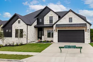 2000 Crimson Sunset Dr, Georgetown, TX 78628 - Photo 1