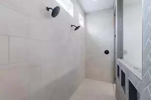 2000 Crimson Sunset Dr, Georgetown, TX 78628 - Photo 5