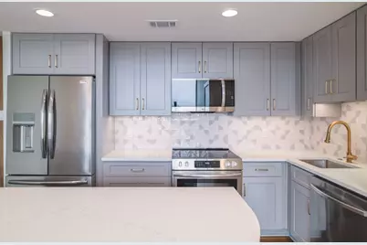 1801 Lavaca Street #6M, Austin, TX 78701 - Photo 9