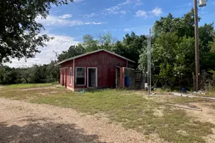 1050 Harmon Hills Rd, Dripping Springs, TX 78620 - Photo 7