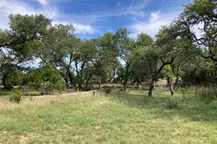 1050 Harmon Hills Rd, Dripping Springs, TX 78620 - Photo 15