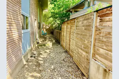 2208 Enfield Road #107, Austin, TX 78703 - Photo 21