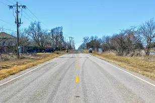 1015 E Main St, Troy, TX 76579 - Photo 17