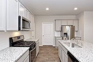 610 Roaring Fork Ln, Bastrop, TX 78602 - Photo 5