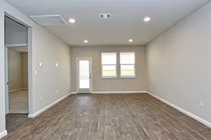610 Roaring Fork Ln, Bastrop, TX 78602 - Photo 7