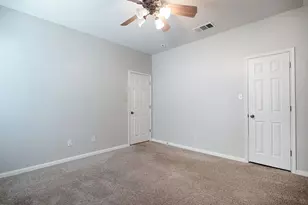 606 Fairmont Dr, Georgetown, TX 78628 - Photo 23