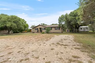 617 Johnson St, Bertram, TX 78605 - Photo 3