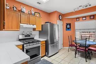 1121 Black Locust Dr, Pflugerville, TX 78660 - Photo 9