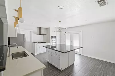 5503 Basswood Lane, Austin, TX 78723 - Photo 9
