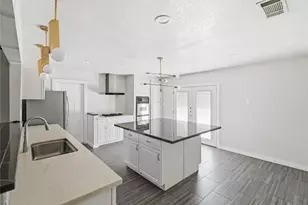 5503 Basswood Ln, Austin, TX 78723 - Photo 9