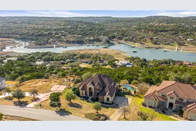 2702 Lakehurst Road, Spicewood, TX 78669 - Photo 3