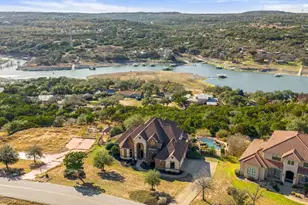 2702 Lakehurst Rd, Spicewood, TX 78669 - Photo 3