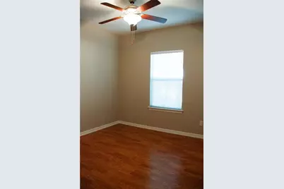 910 E 51st Street, Austin, TX 78751 - Photo 9