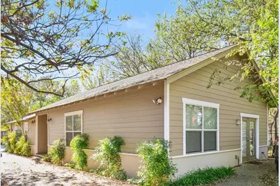 910 E 51st Street, Austin, TX 78751 - Photo 1