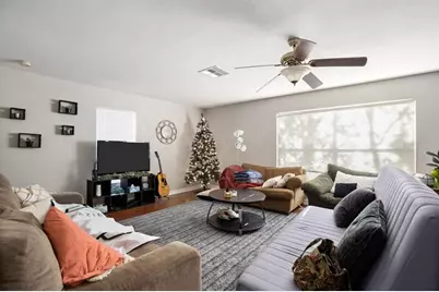 910 E 51st Street, Austin, TX 78751 - Photo 5